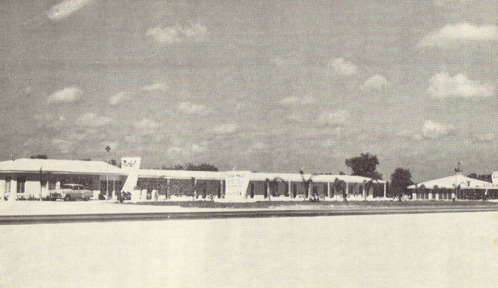 Lake Wales Motel & Restaurant - Lake Wales, Florida Vintage Postcard
