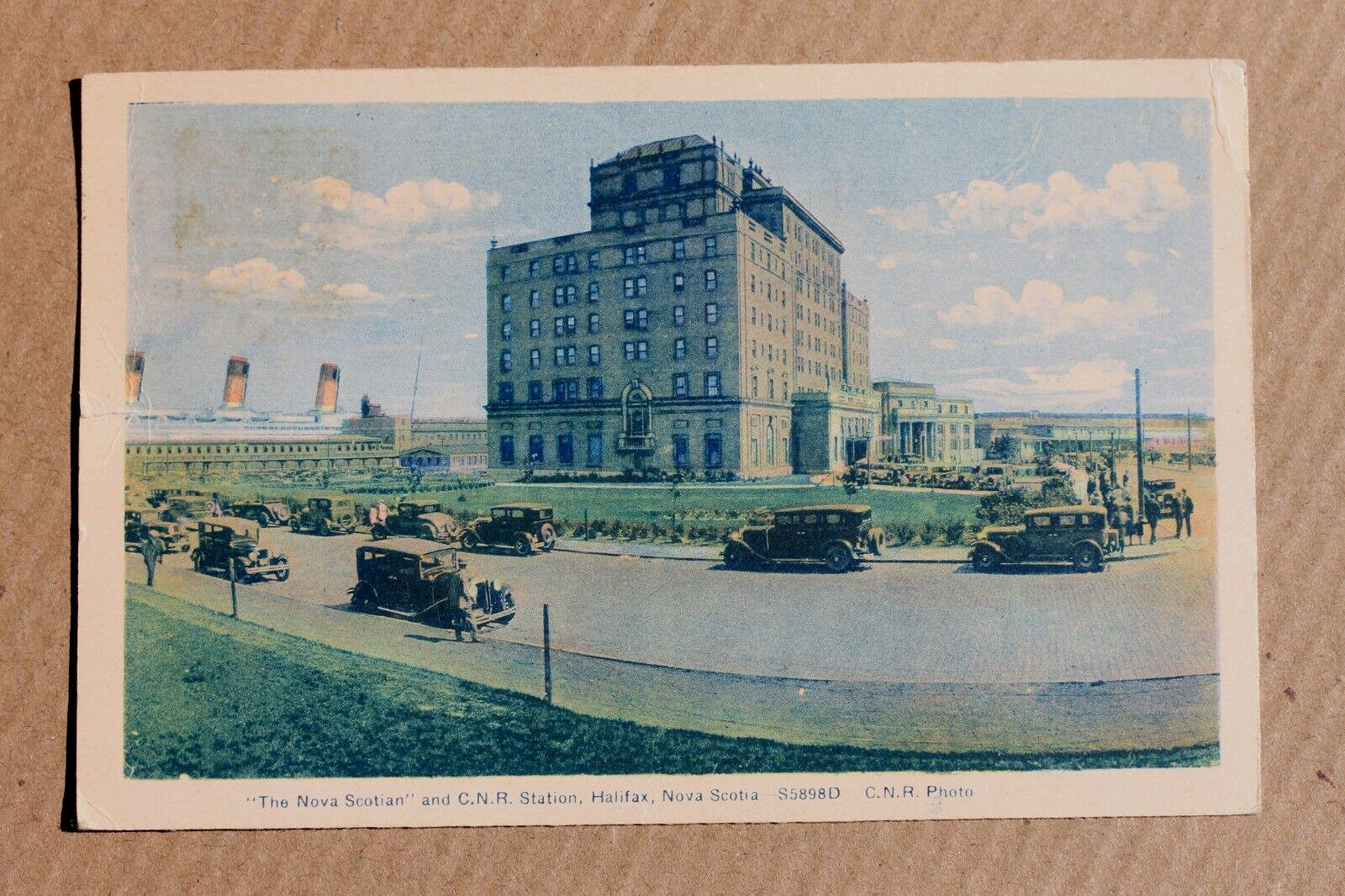 Old postcard C.N.R. RAILROAD STATION, HALIFAX, NOVA SCOTIA, CANADA, 1933
