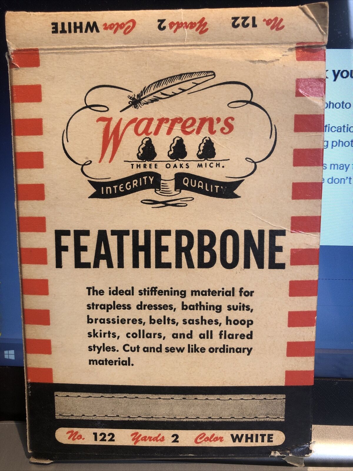 Vintage Sewing Notions Warren\'s Featherbone In Box
