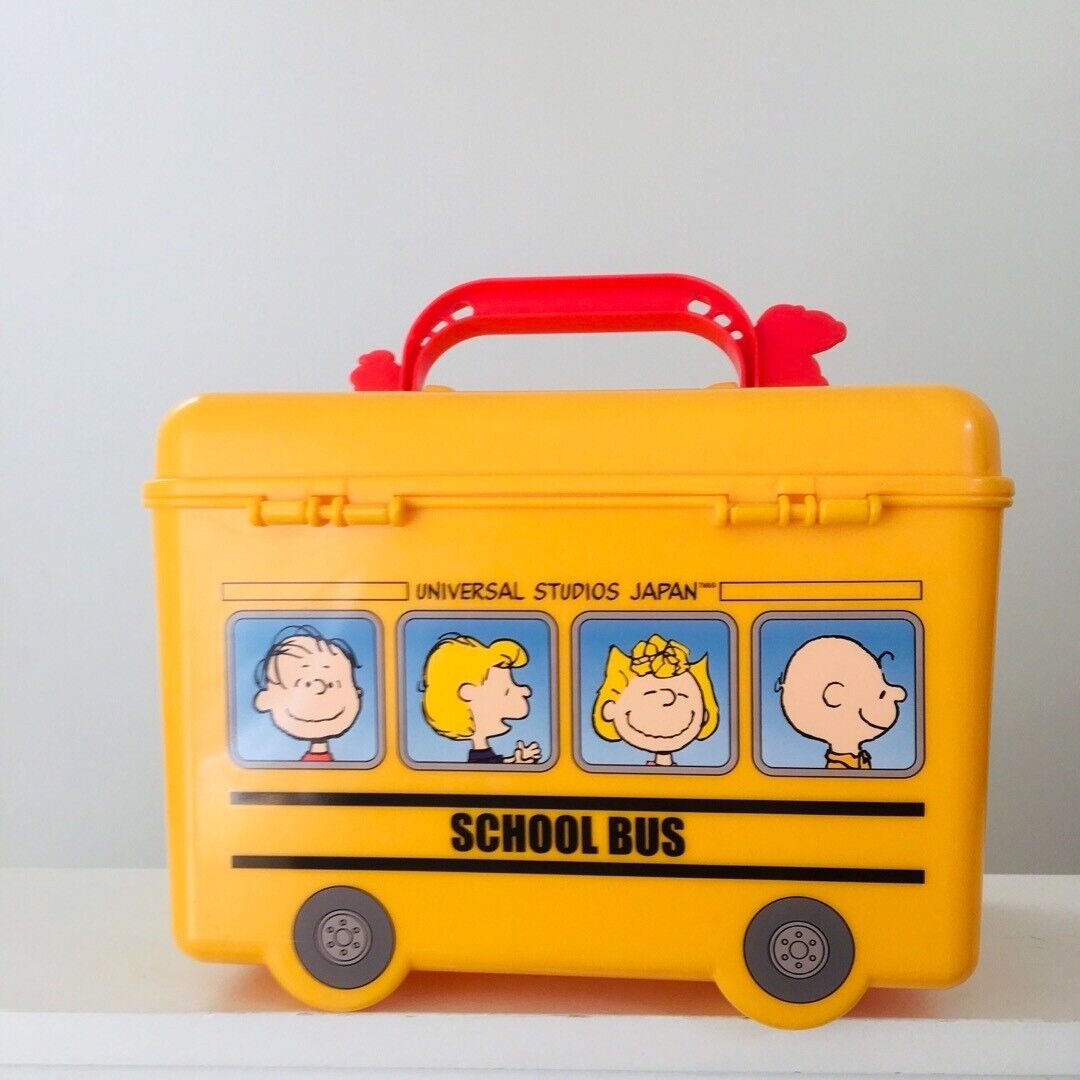 PEANUTS Snoopy USJ Lunch Box School Bus Yellow wthout original BOX Excellent