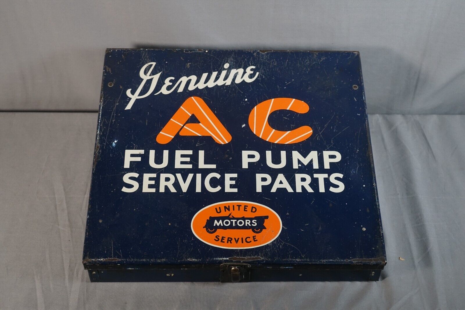 Vtg Genuine AC Fuel Pump Service Cabinet Display Metal United Motor w/ Parts