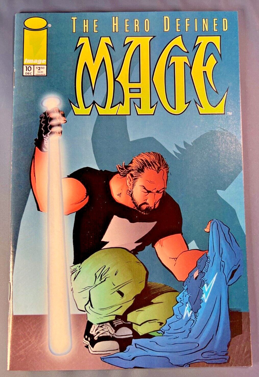 The Hero Defined MAGE #10 Dec. 1998 1st printing. Image Comics