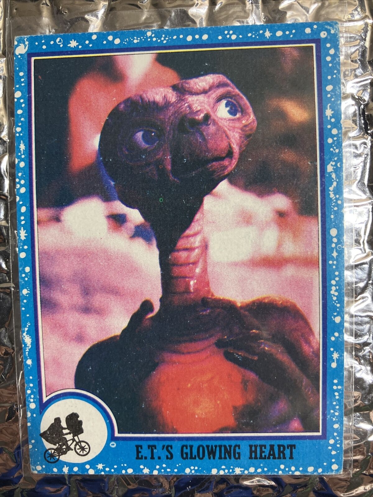 1982 Topps E.T. The Extraterrestrial Trading Card #68 E.T.\'s Glowing Heart