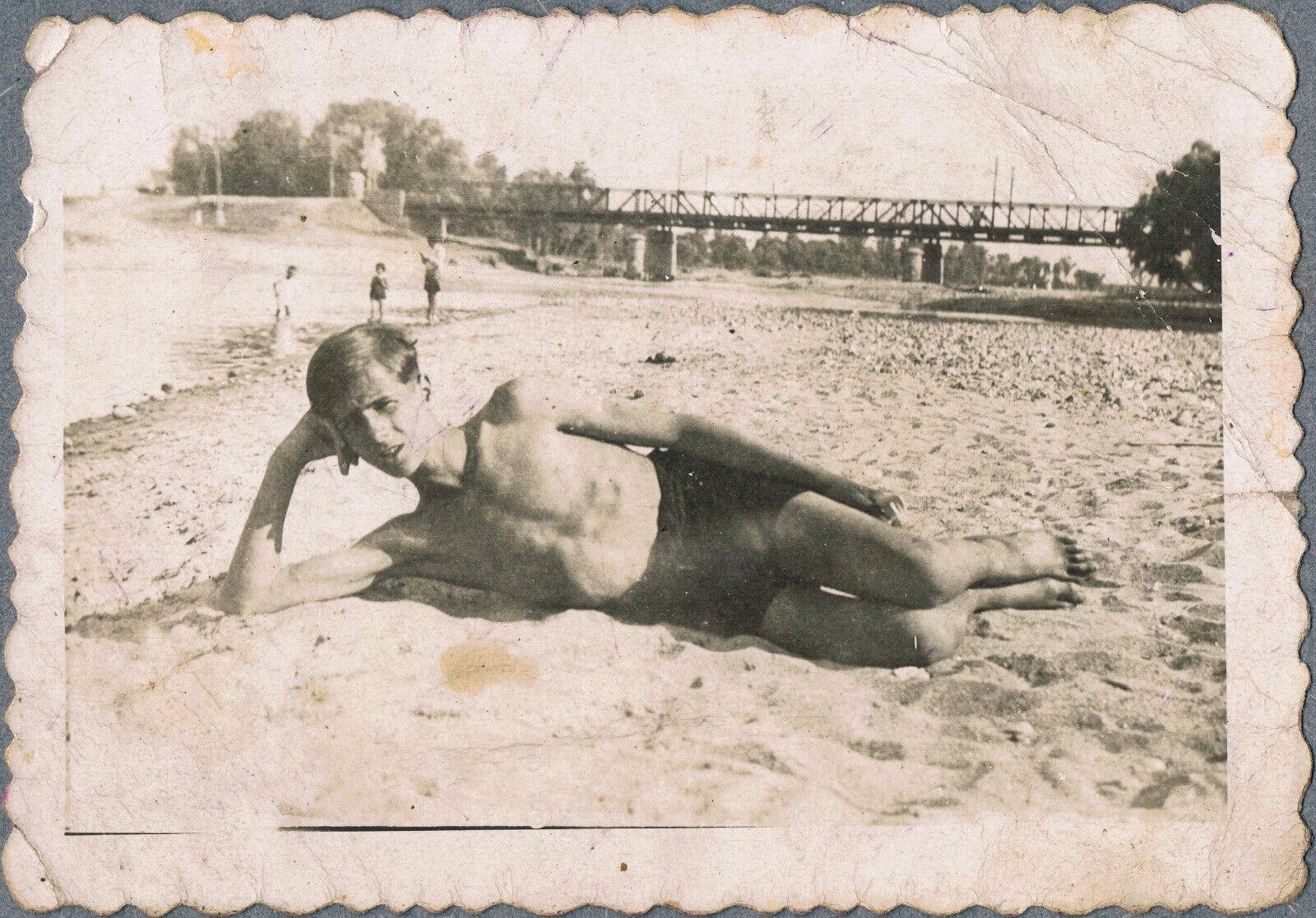 1940s Beefcake Bulge Shirtless Man Trunks Gay Interest Vintage Snapshot Photo