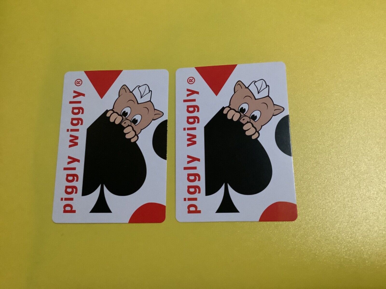 set of 2 Piggly Wiggly single playing swap cards