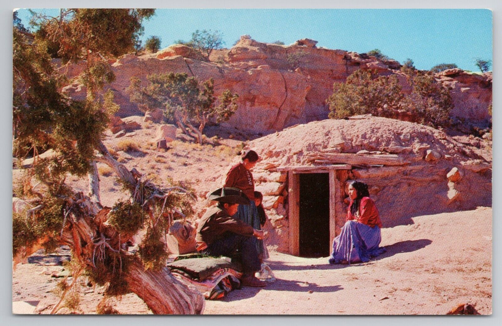Postcard Navajo Family At The Entrance Of Their Hogan Albuquerque New Mexico NM