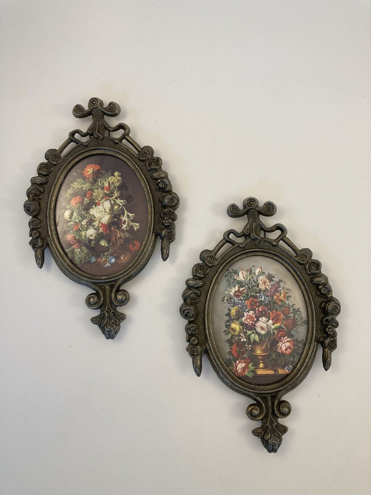 Set of 2 Vintage Victorian Ornate Italian Floral Metal Picture Frames