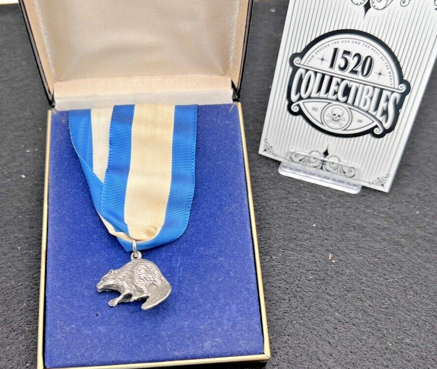 VTG BSA Boy Scouts of America Sterling Silver Beaver Distinguished Service Award