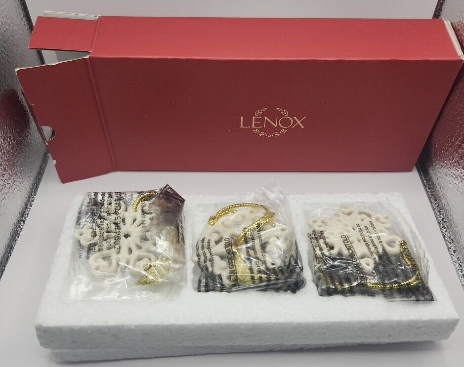 Lenox Snow Fantasies Snowflake 3 Piece Mini Ornament Set  Pierced New In Box
