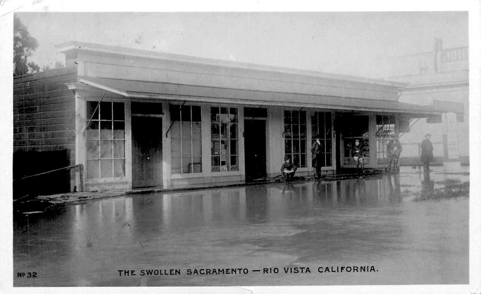 FLOOD SCENE, RIO VISTA,  CALIFORNIA, SOLANO, 1908 RPPC VINTAGE POSTCARD (SV 568)