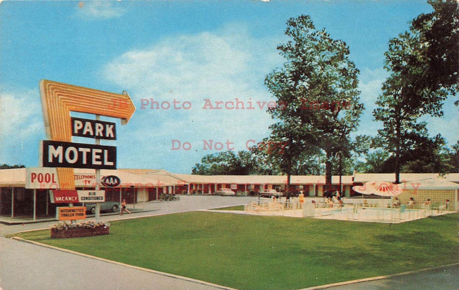 AR, Russellville, Arkansas, Park Motel, Exterior View, MWM Pub No 57,751F