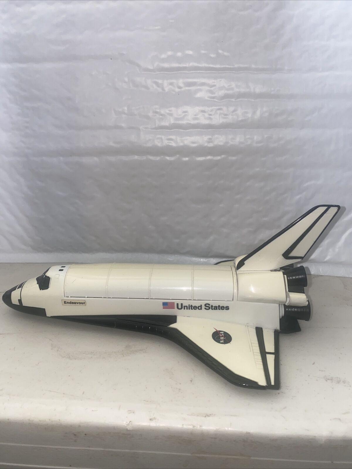 1997 Vintage US Space Shuttle Endeavour AP II / NASA ( Used )