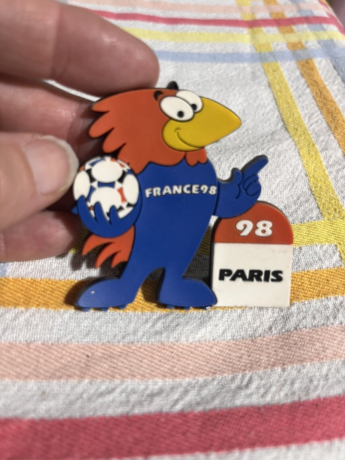 1998 France 98 World Cup Rubber Soccer Futbol Toy Bird  Olympic Mascot Magnet