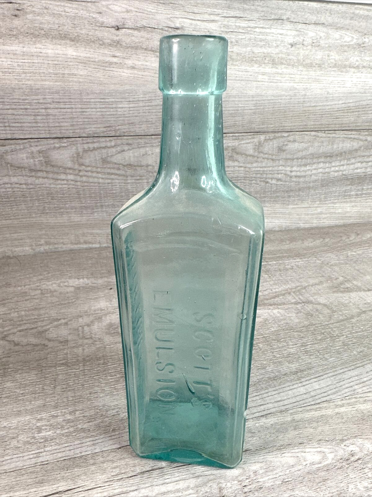 Vintage Aqua Glass Bottle Scotts Emulsion COD LIVER OIL WITH LIME & SODA~ 9.25\
