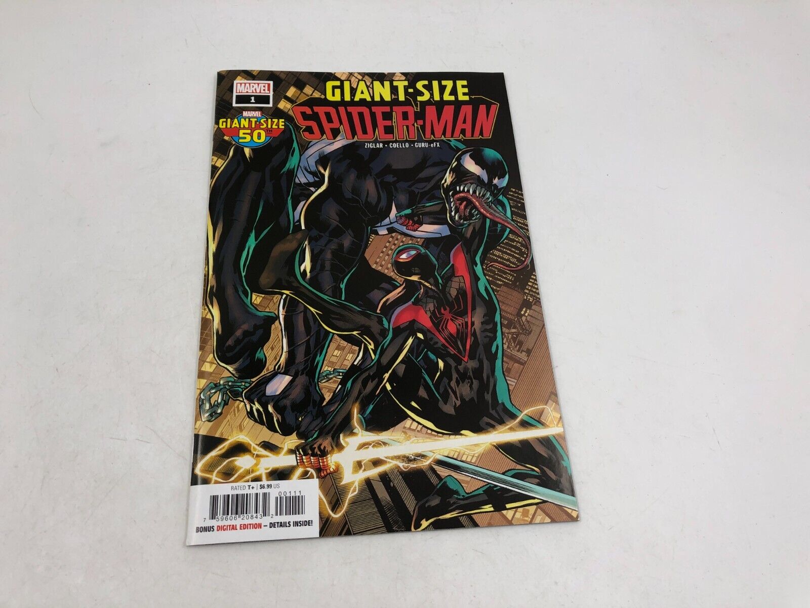 Giant-Size Spider-Man #1 Venom vs. Miles Morales Marvel Comics 2024