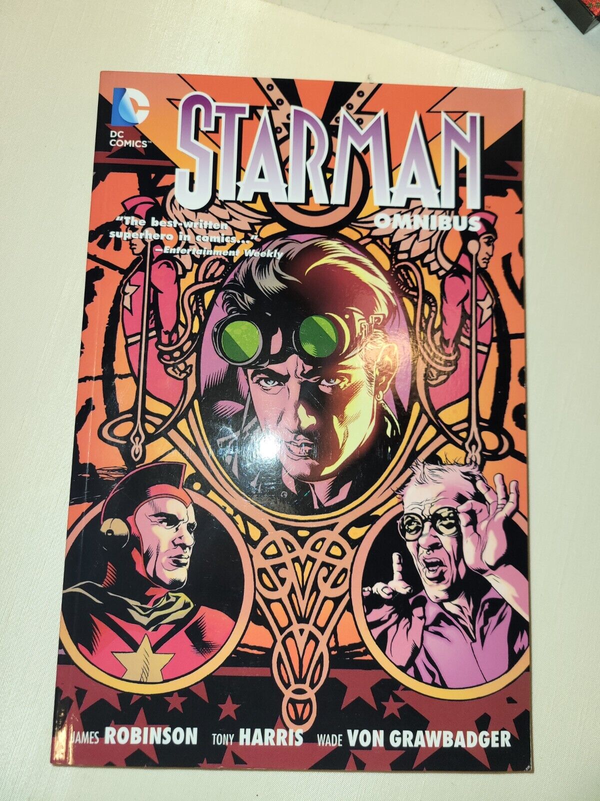 The Starman Omnibus #1 (DC Comics, July 2008) TPB