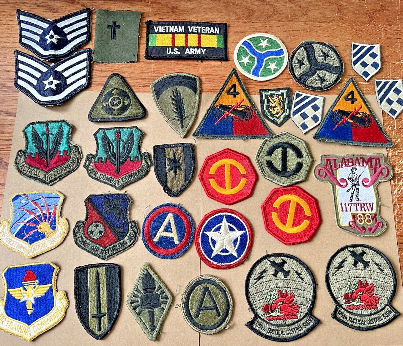HUGE Vintage Lot United States Military Patches (Assorted) 30+ Patches