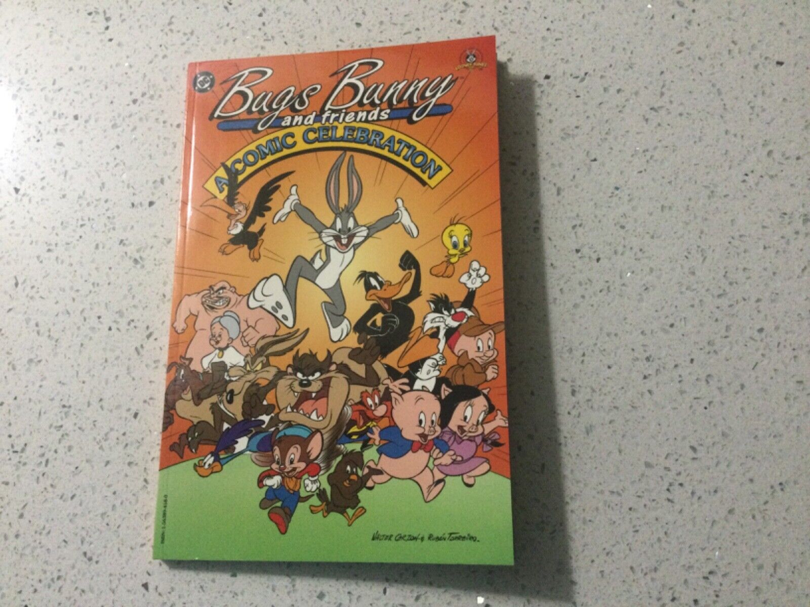 BUGS BUNNY & FRIENDS: A COMIC CELEBRATION TPB (1998 Series) #1 FIRST PRINTING
