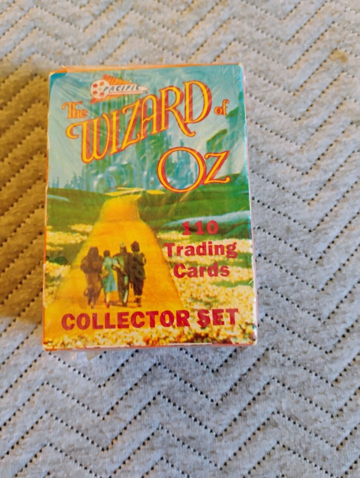 The Wizard of Oz - 1990 Pacific- 110 Trading Card Collector Set - SEALED