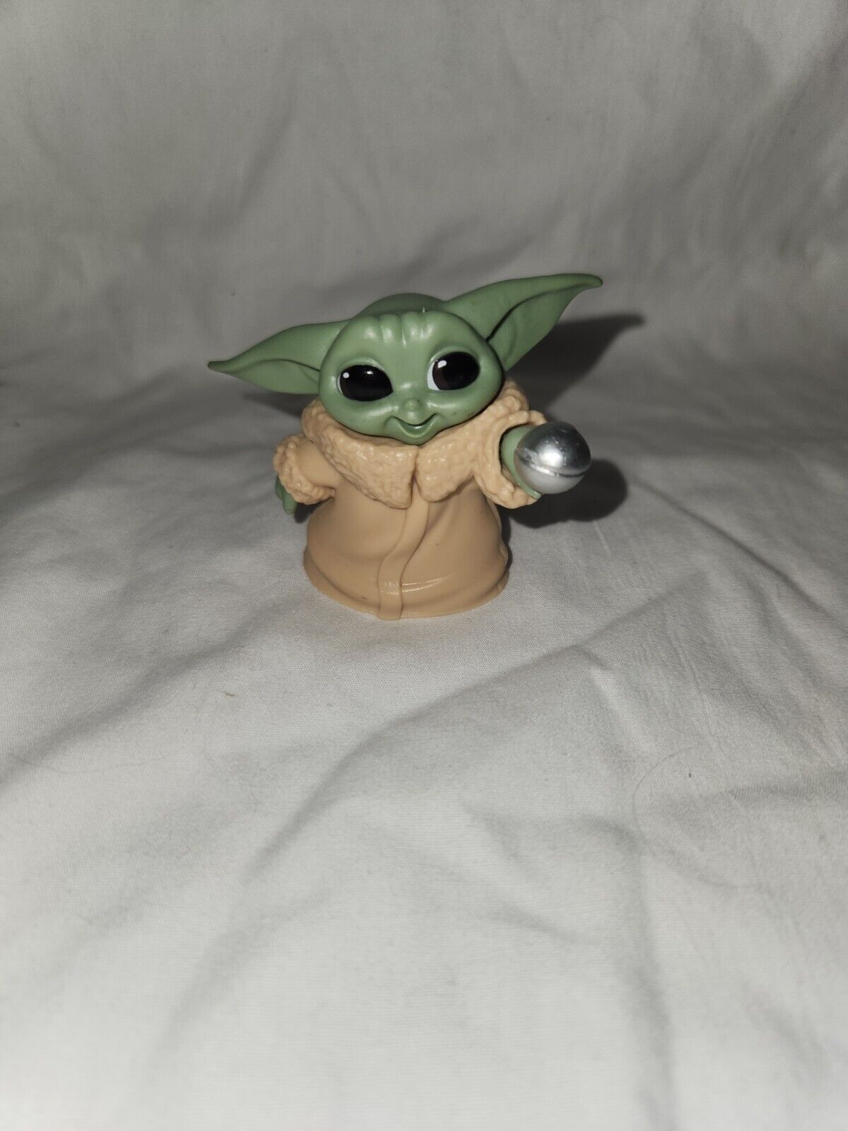 Baby Yoda Small  Figurine Plastic Star Wars Toy Mandolorian Child Grogu Ball