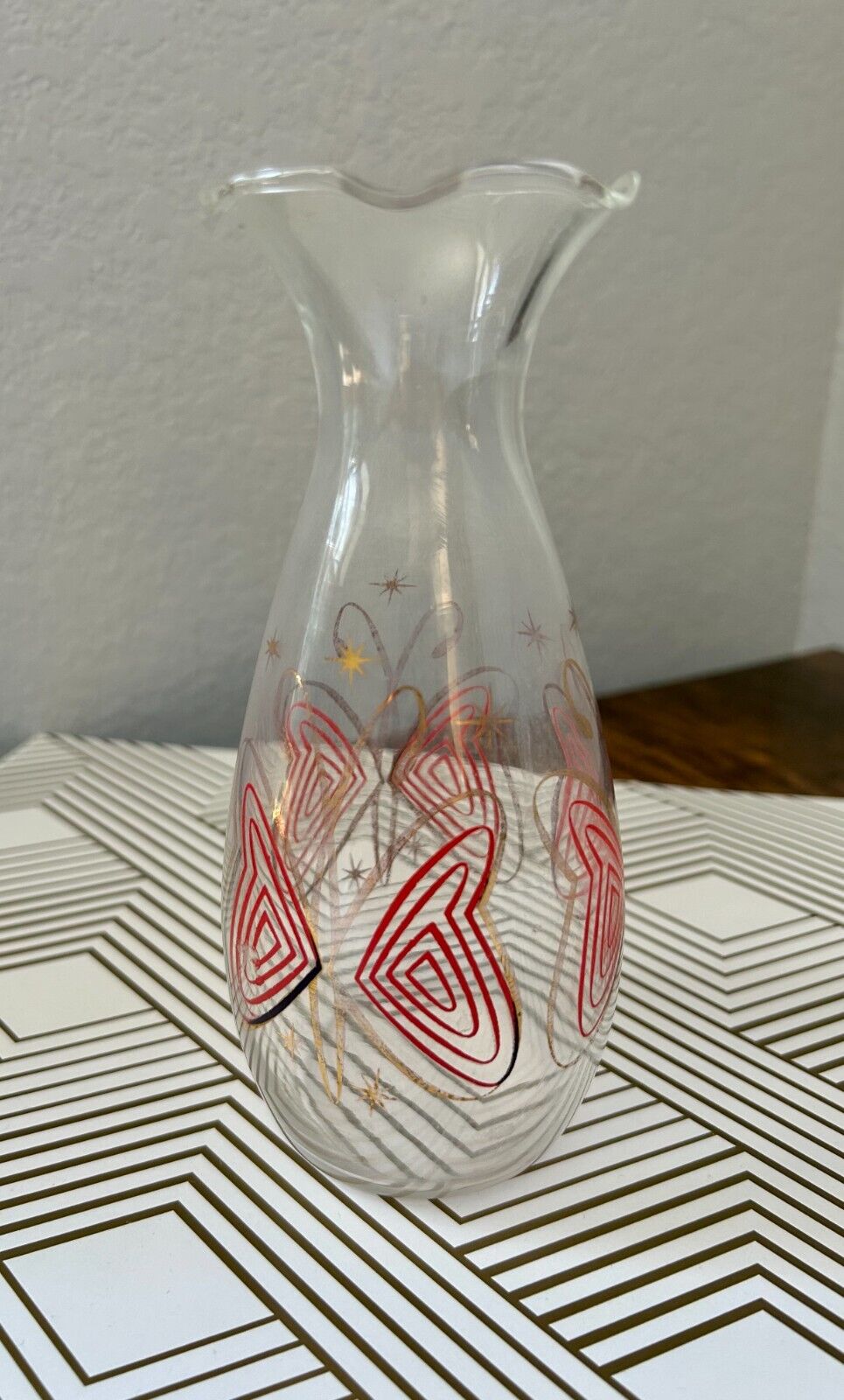 Vintage MCM Glass Ruffle Top Bud Vase Butterfly Design 6.5\