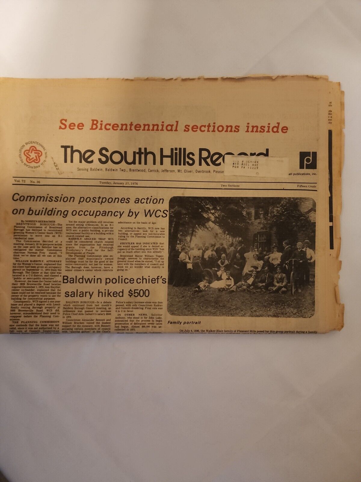 1976 January 27 The South Hills Record U.S.A Bicentennial Edtion w/ Flag (MH50)