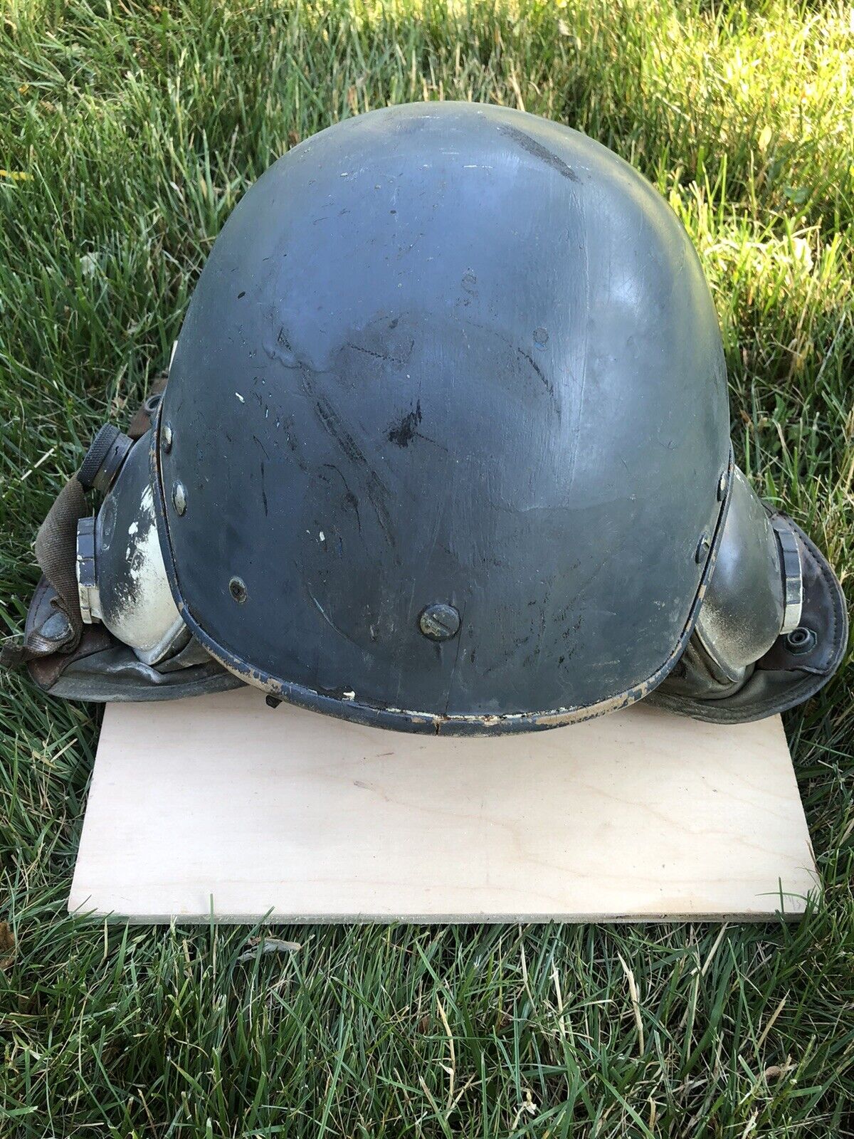 Gentex helmet 1960s Vietnam conflict named to “Miller”