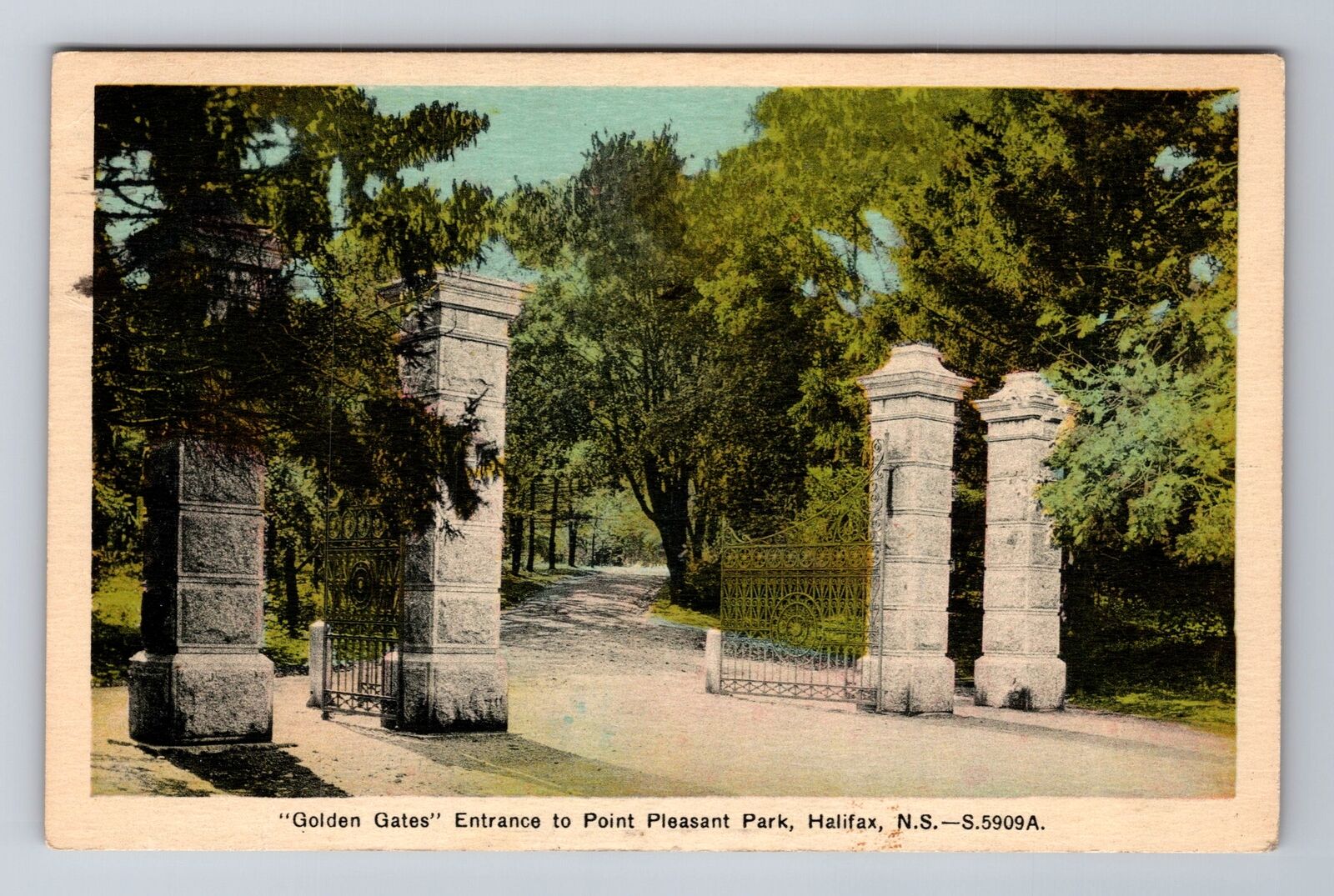 Halifax-Nova Scotia, Entrance To Point Pleasant Park, Vintage c1941 Postcard