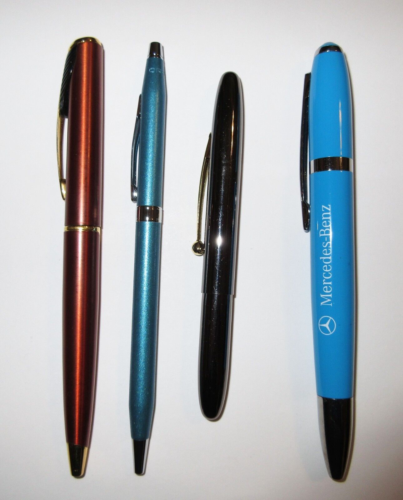 Lot of 4 Pens  Cross, Fisher, Parker, Mercedes Benz-Stunning Pens Ballpoints