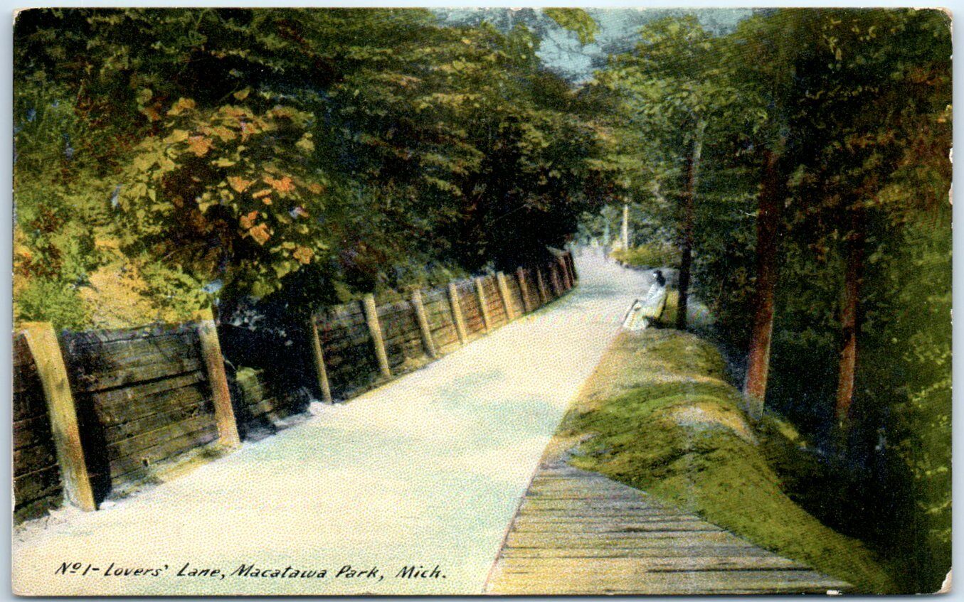Postcard - Lover\'s Lane, Macatawa Park - Michigan
