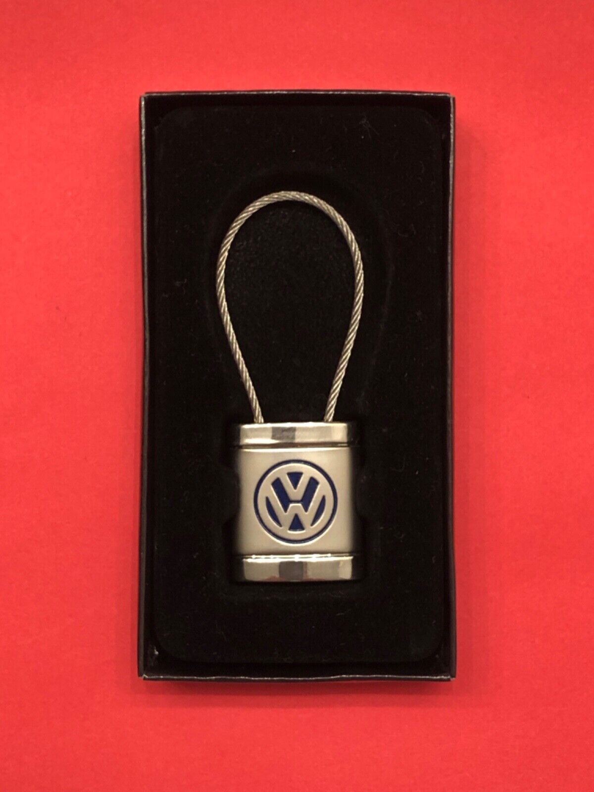 Wire Loop Keyring Keychain with VW Logo - With Box - Collectible - Memorabilia