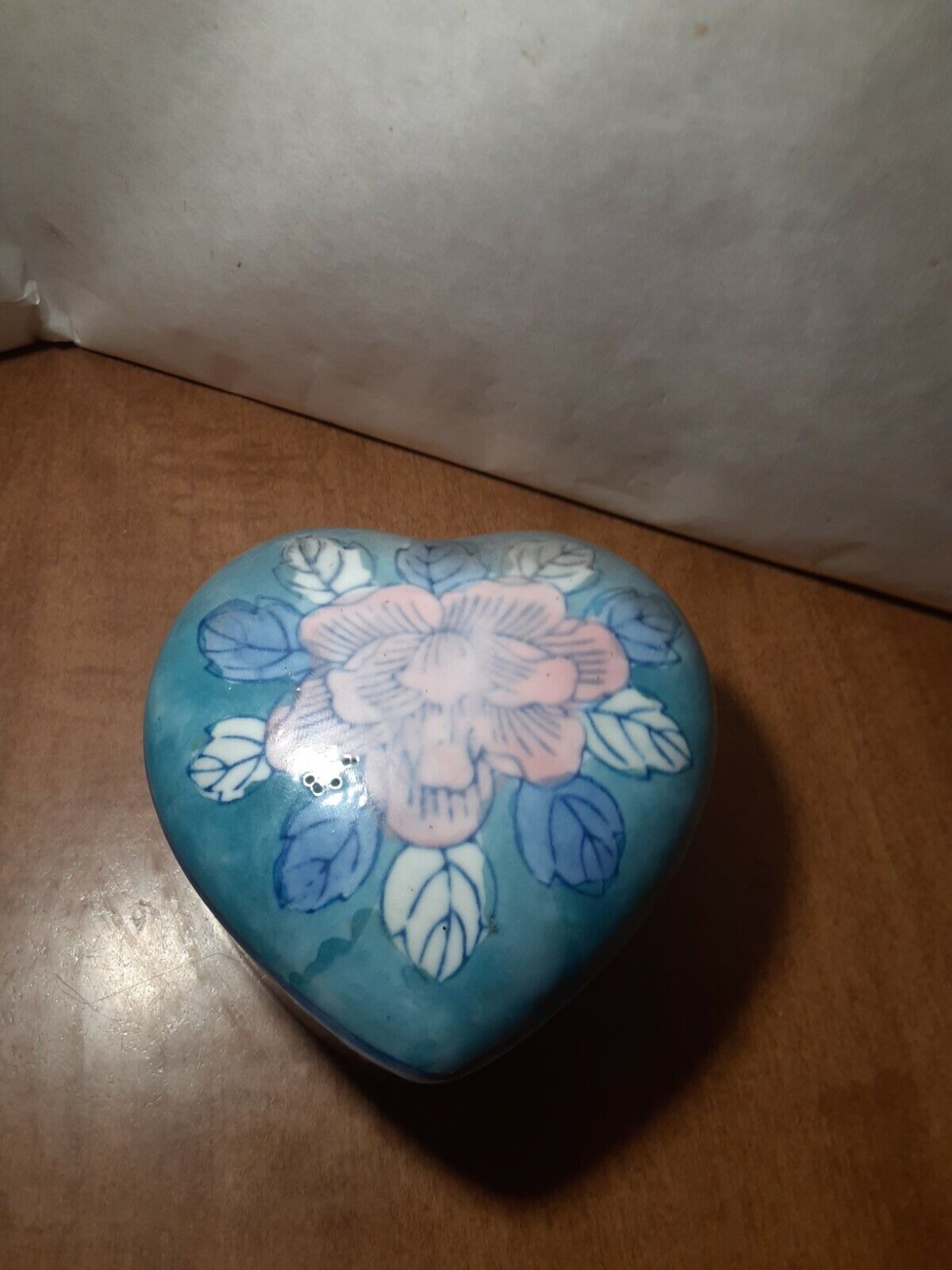 Heart Shaped Porcelain Floral Trinket/Pill Box 2 1/4\