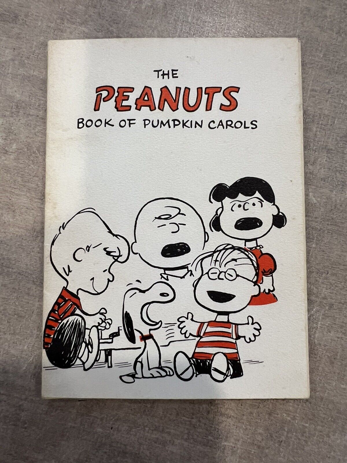 The Peanuts Book Of Pumpkin Carols - RARE VINTAGE early 1960’s Hallmark