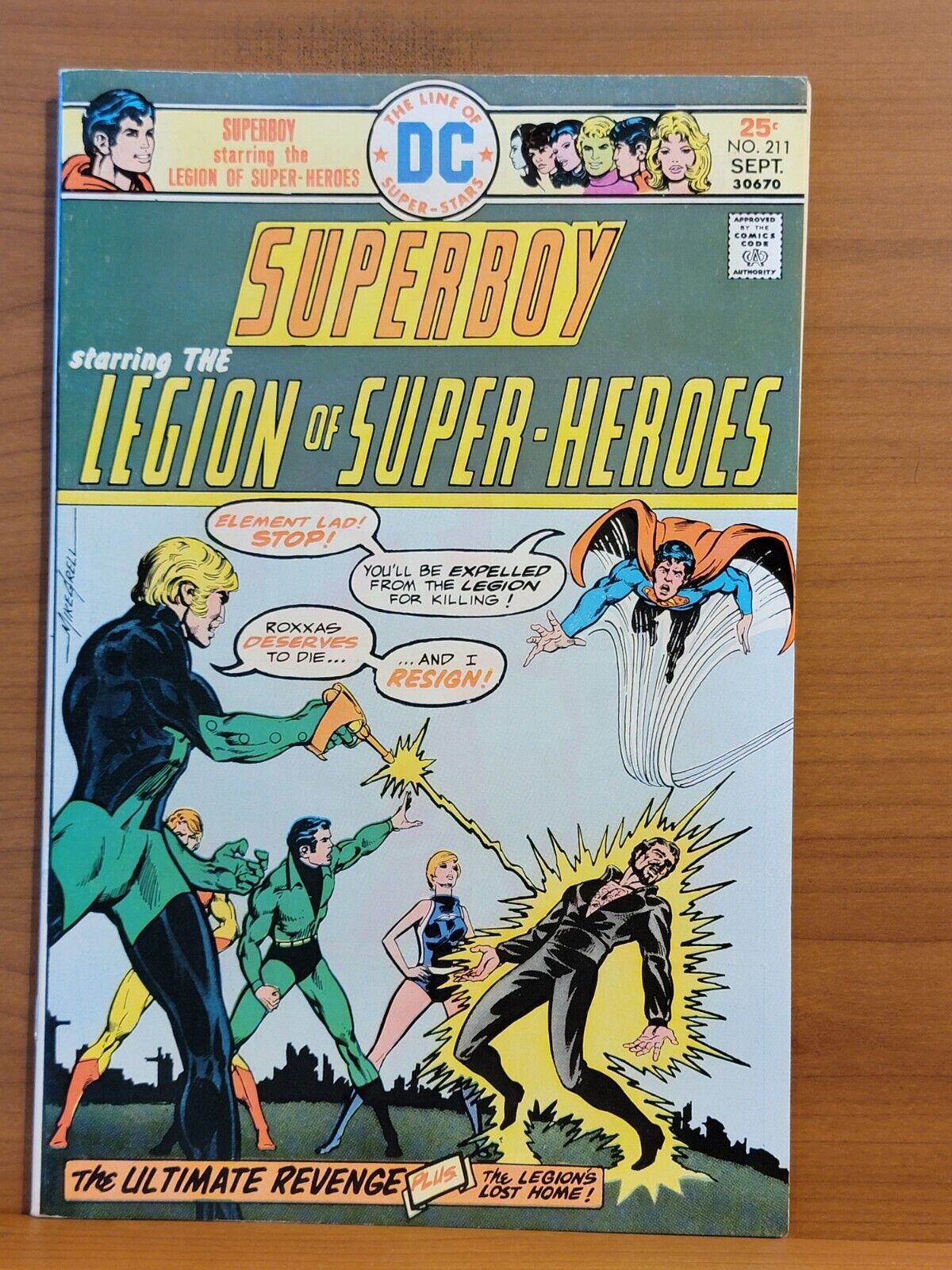 Superboy #211 FN DC 1975 Starring the Legion of Super-Heroes I Combine Shipping