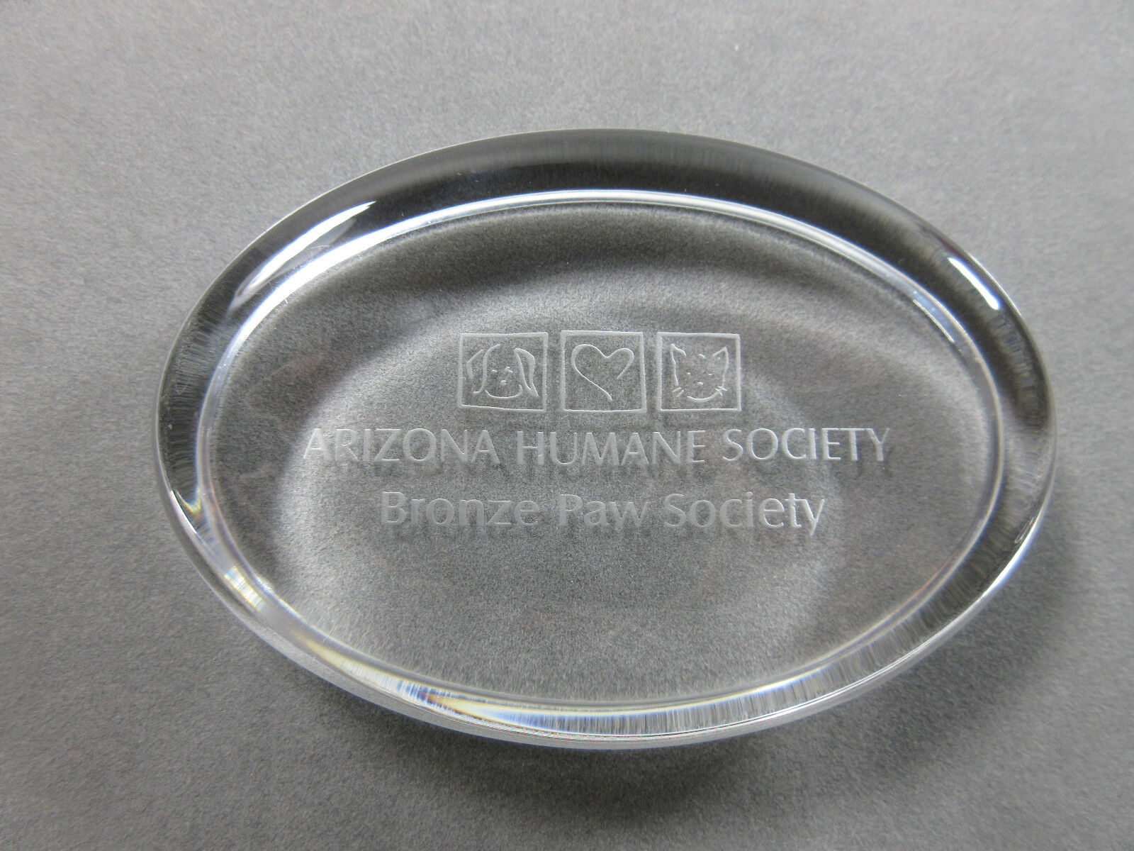 Arizona Humane Society Paperweight Bronze Paws Society Oval Clear Glass Etched