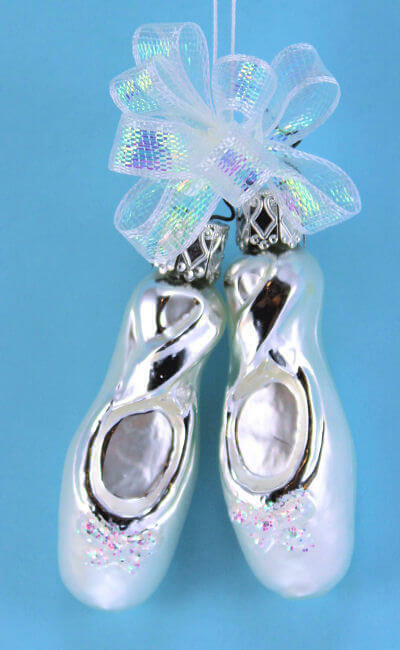 Inge Glas  Simply Silver  Slippers 1-293-01 German Glass Orn NEW w/FREE Gift Box