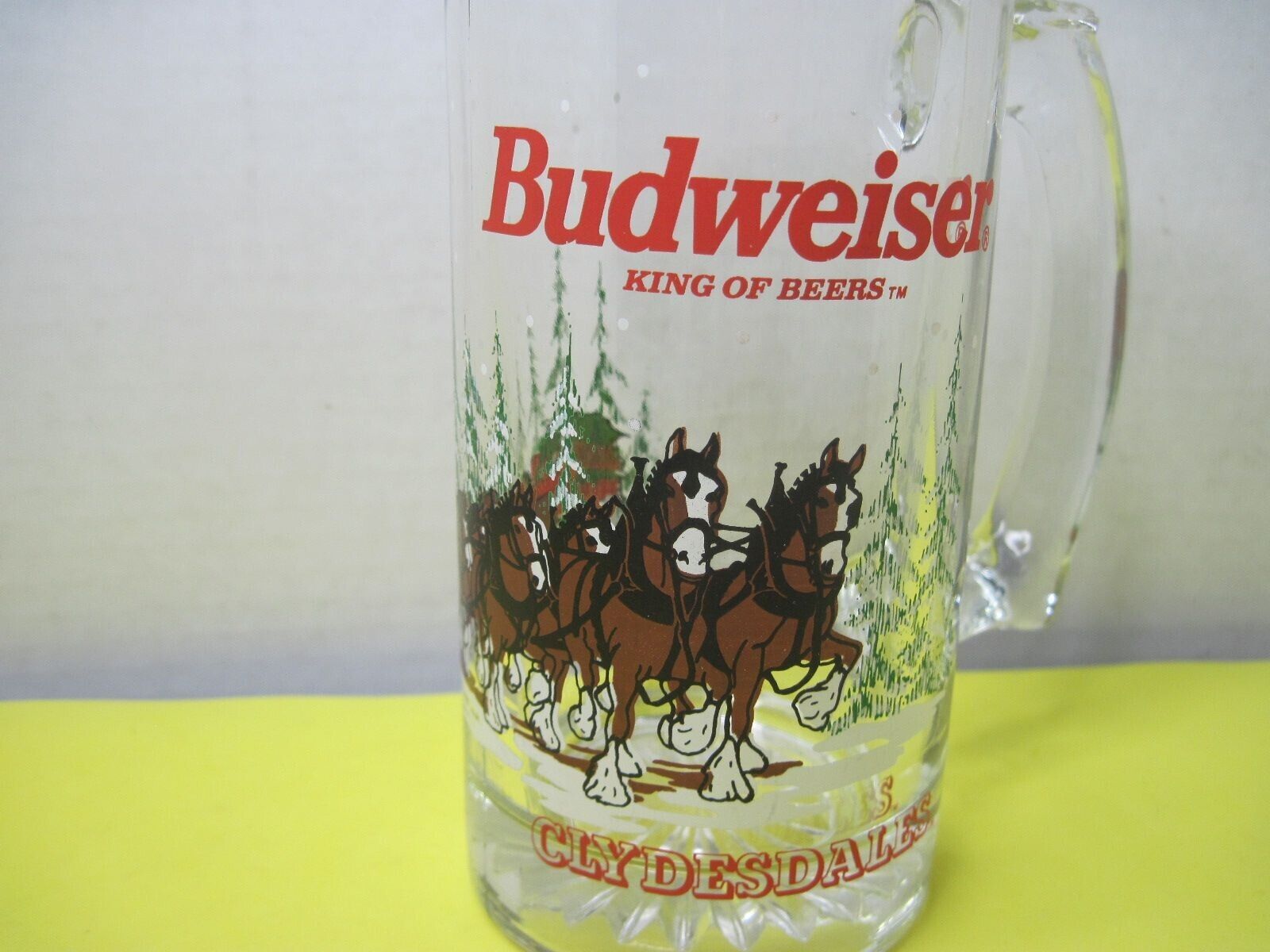 1989 Official Anheuser Busch  BUDWEISER  CLYDESDALES 12 oz. Glass Beer Mug