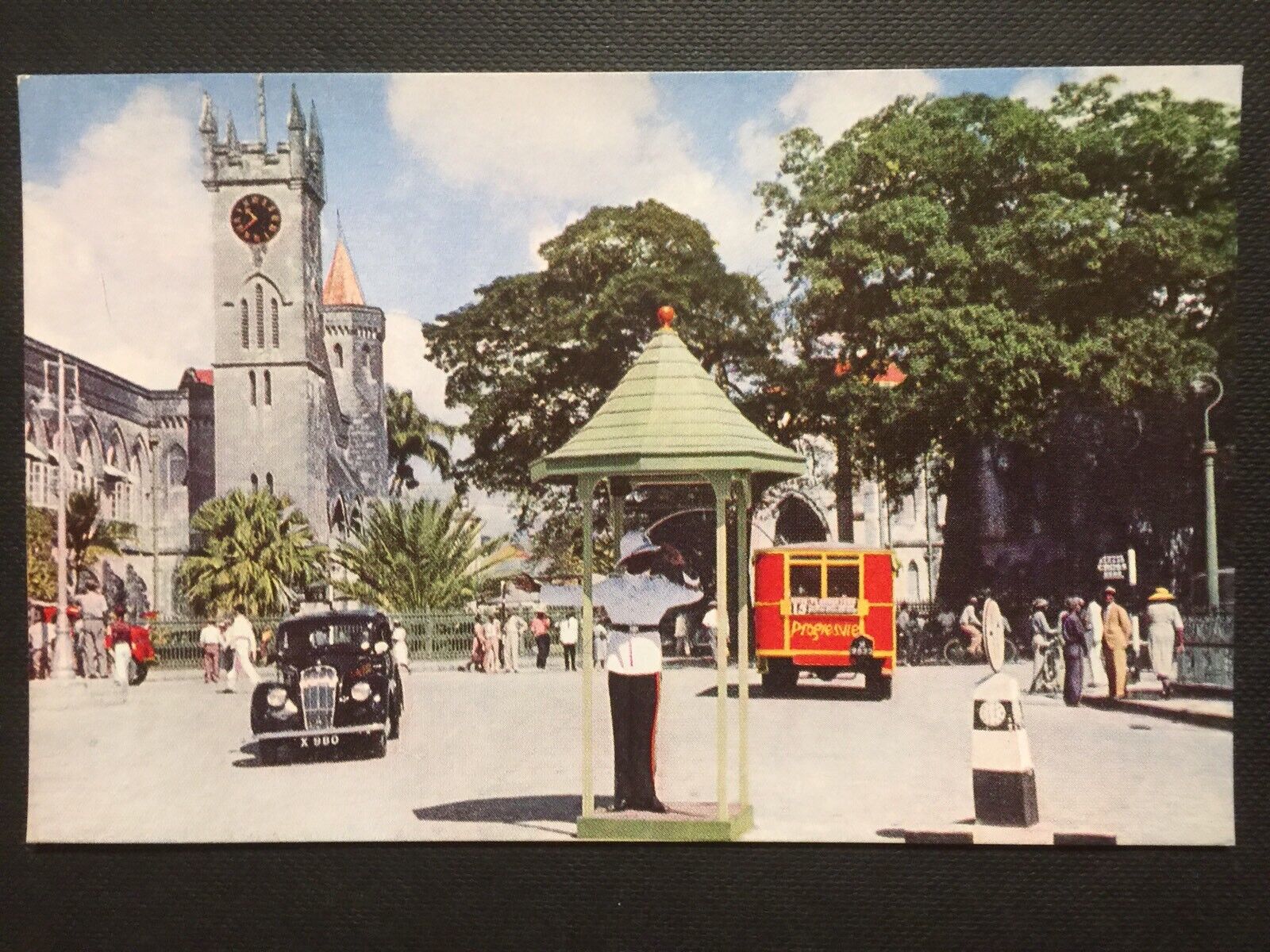 Vintage POSTCARD c1950s Trafalgar Square BRIDGETOWN, BARBADOS Caribbean (20235)