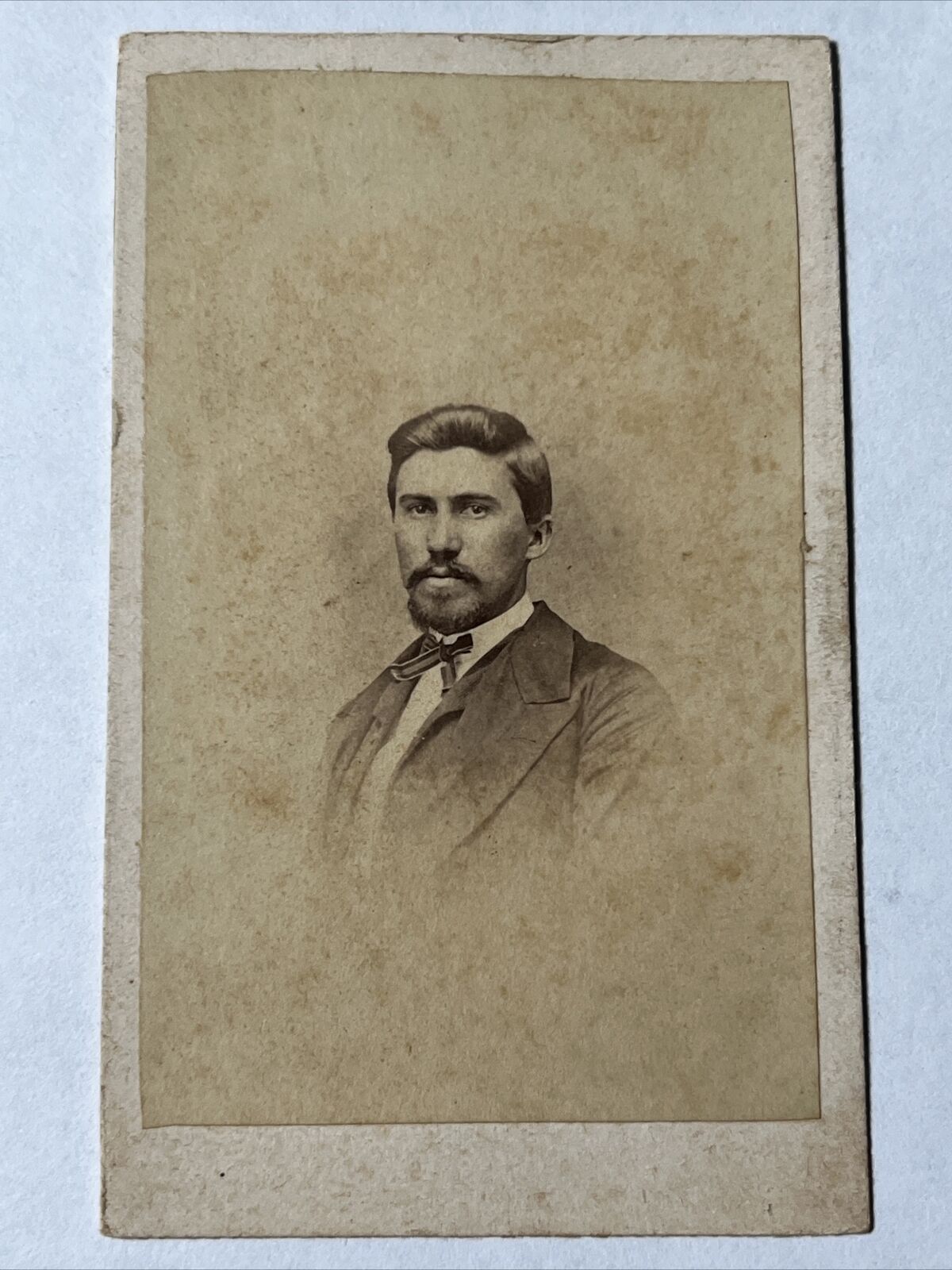 LOUISVILLE KENTUCKY CDV Photo Man w waxed Mustache Smooth Hair 1860s TAX STAMP