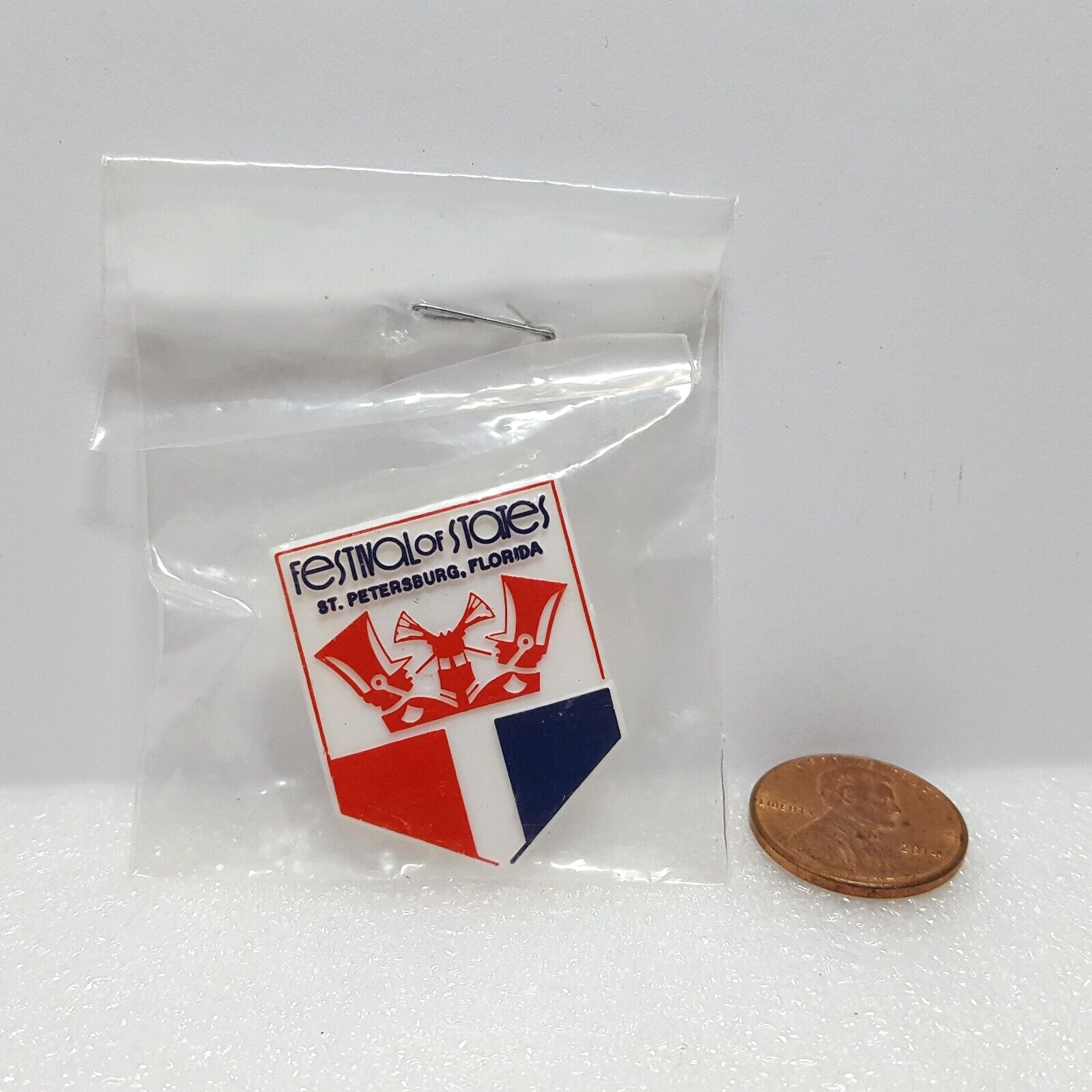 Vintage NOS Festival of States St. Petersburg Florida Red White Blue Plastic Pin