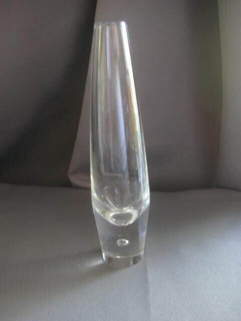Steuben Crystal 8 in. Vase Signed Bud Single Bubble Teardrop