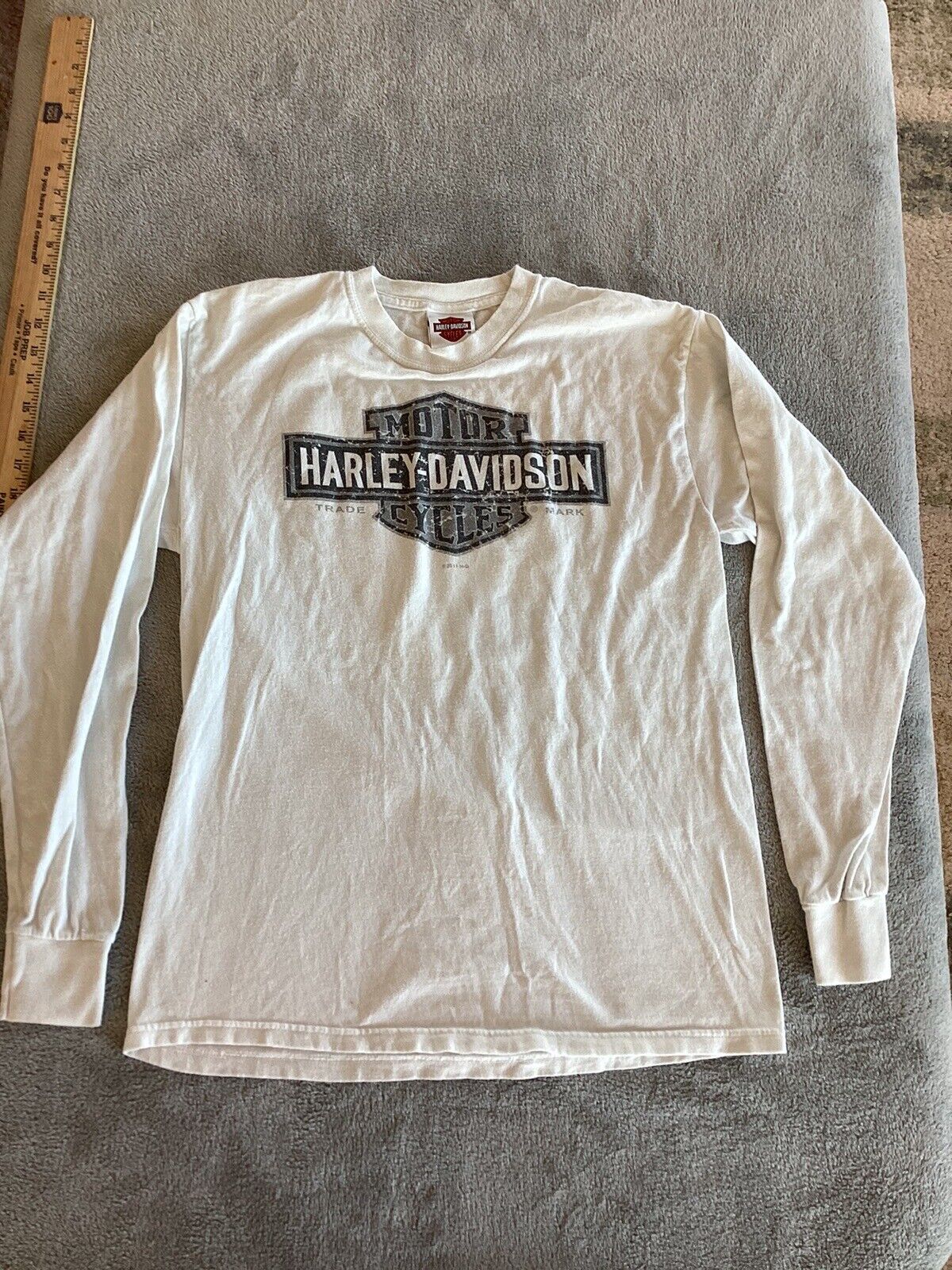 Men’s medium long sleeve harley davidson T-shirt Kent’s Abilene Tx