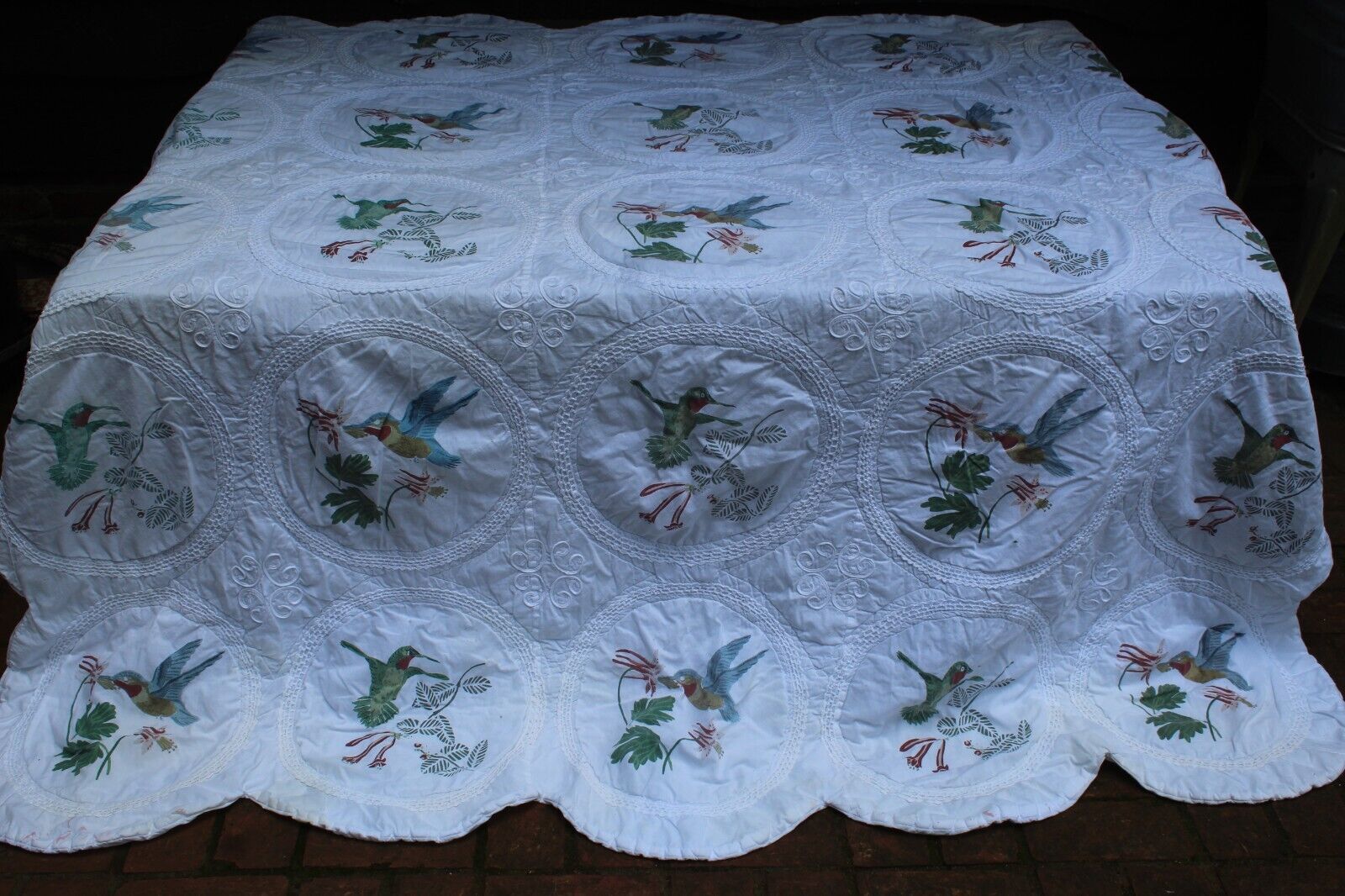 Cottage Style White & Ivory Hummingbird Floral Lace LIght Quilt 80x80 Square