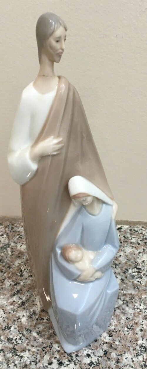 Lladro #4585 Nativity Holy Family Glossy Jesus Mary & Joseph Repaired