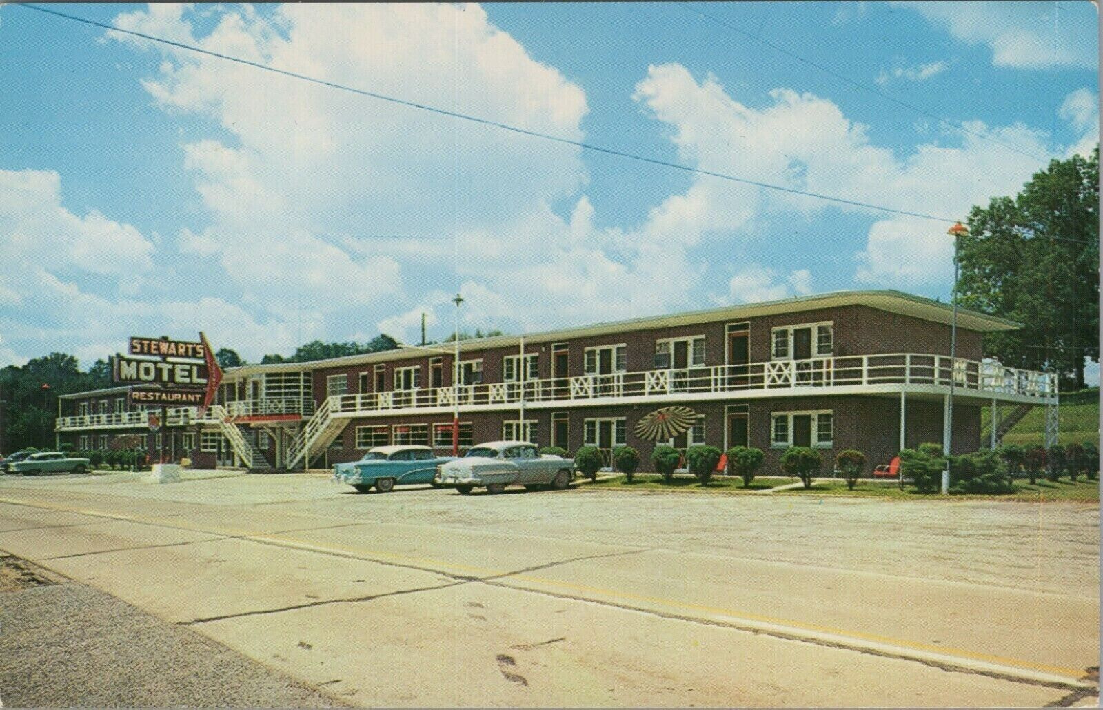 c1950s Stewart\'s Motel Restaurant Corbin Kentucky autos postcard D266