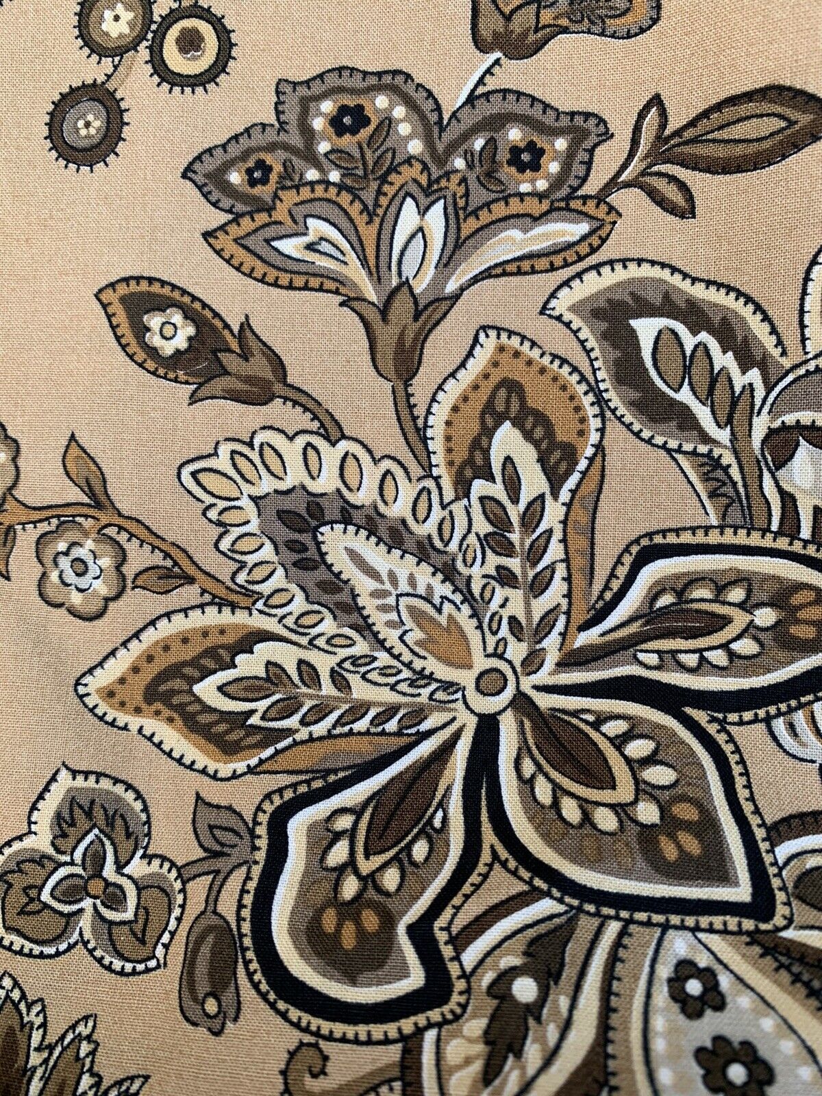 1 Yard  Scalamandre fabrics -Aldeburg Pailey- Printed -100% Cotton-multi Browns