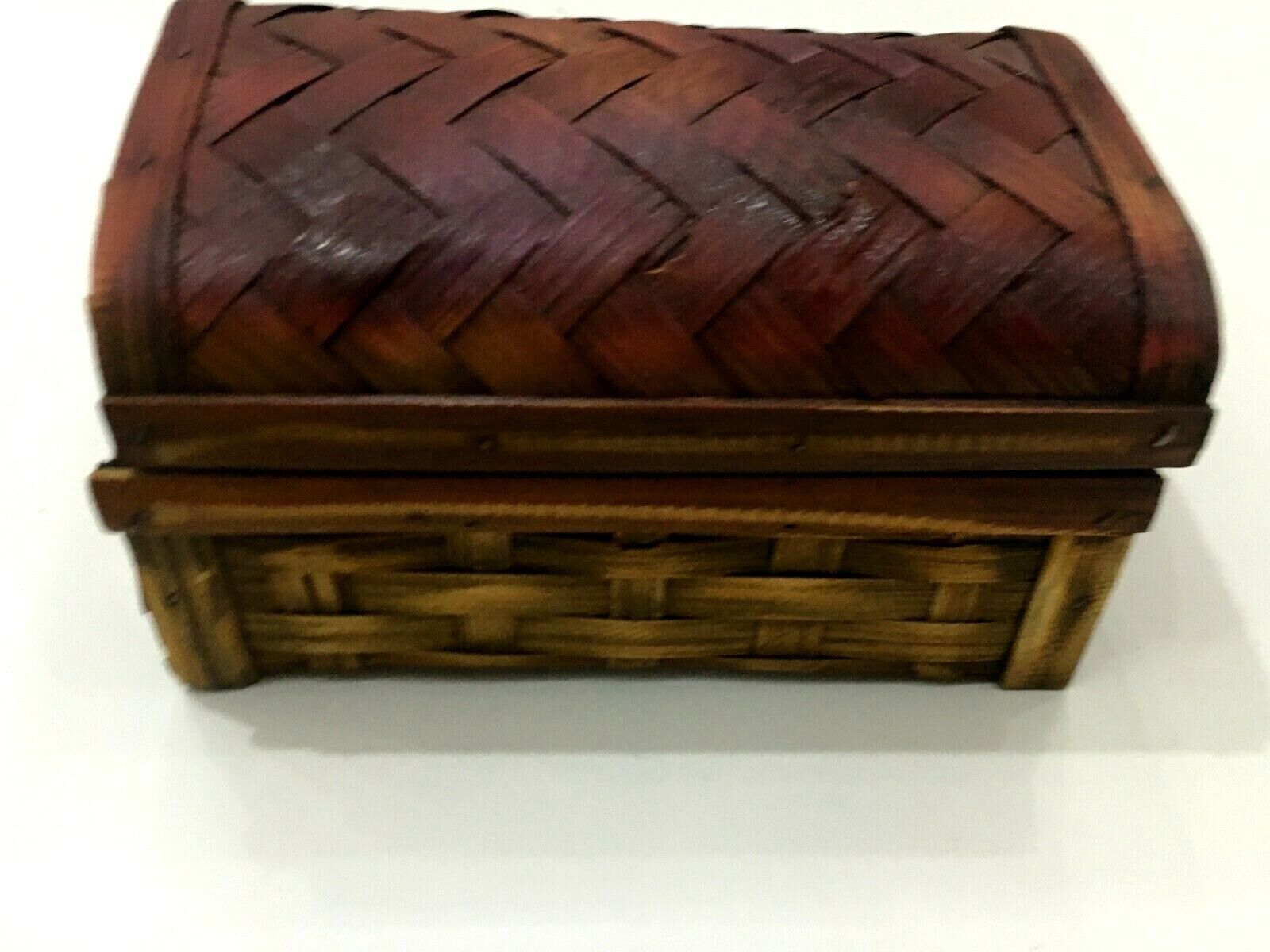 Old Box Wooden Jewelery Trunk (18x12x10)cm Hand Made Woven Brown Straw Decor