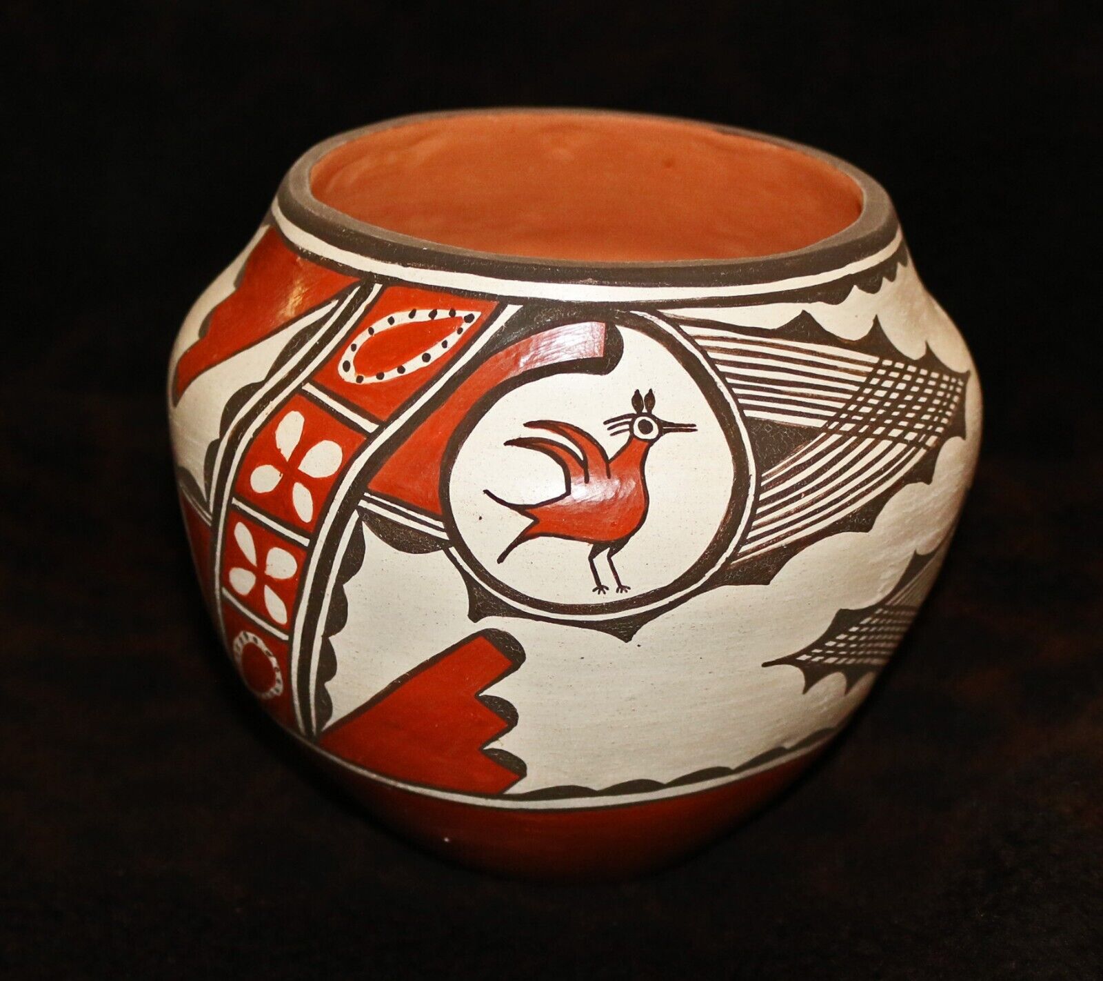 An Excellent Zia Pueblo Pottery Olla by Florinda Shije 5 3/4h x 6 3/4\