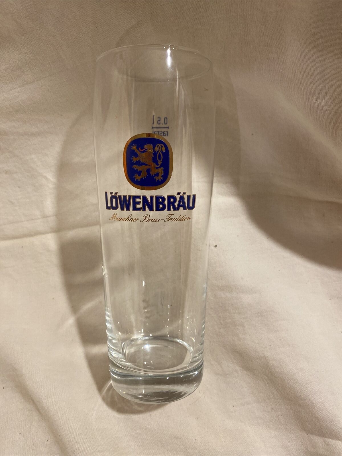 Lowenbrau (Munich) - Bavarian / German Beer Glass 0.5 Liter - \