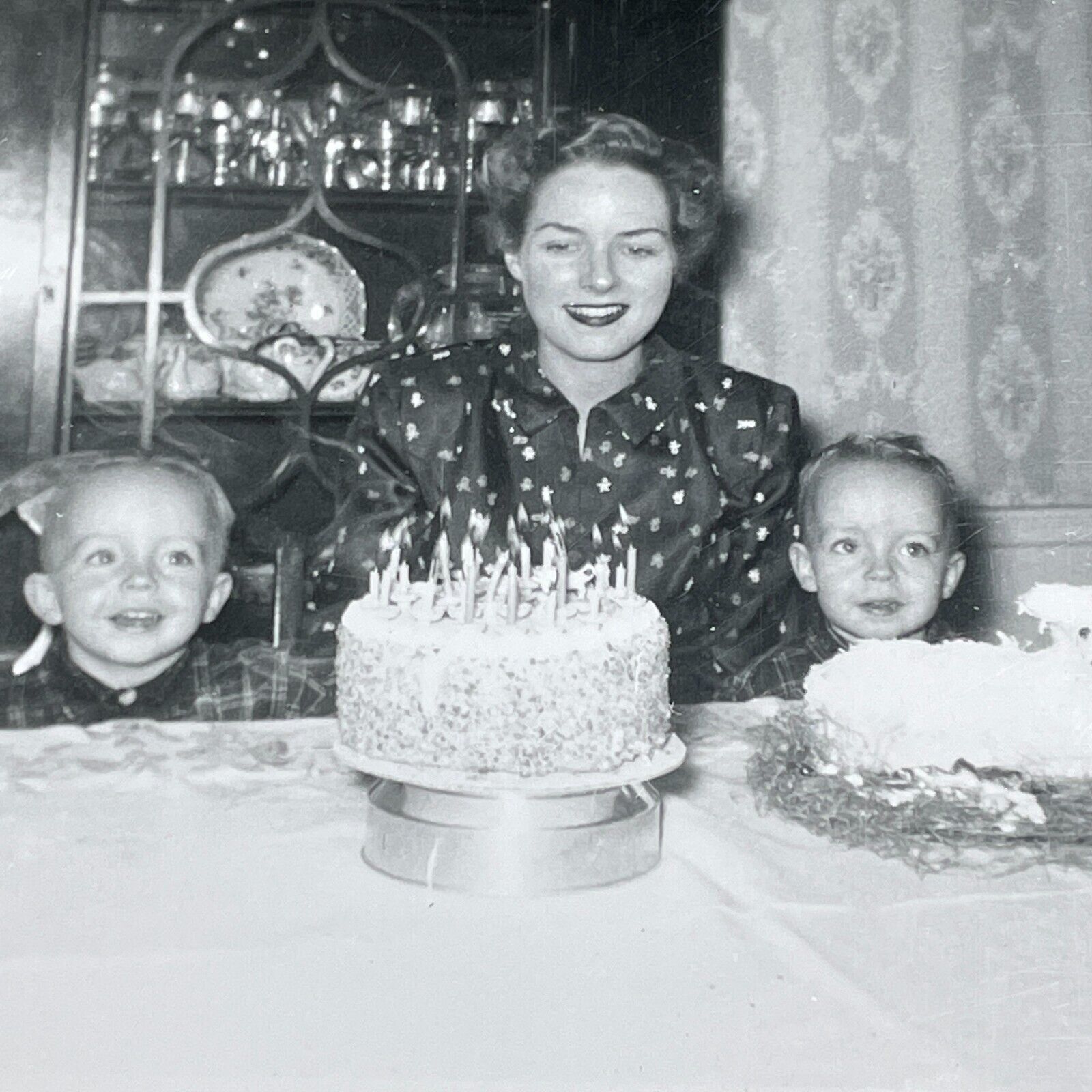 NF Photograph Mother With Twin Boys Birthday Cakes 1950-60\'s